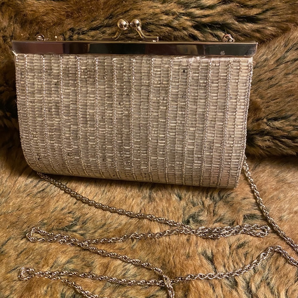 La Regale Vintage Silver Beaded Clutch